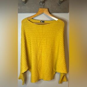 M Made in Italy Ribbed dolman sleeve sweater